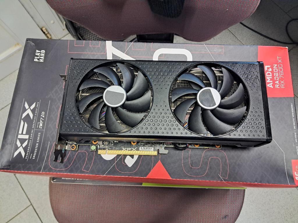 AMD RX 7600XT XFX Speederster 16GB GPU, Computers en Software, Videokaarten, AMD, GDDR, Ophalen of Verzenden, Zo goed als nieuw