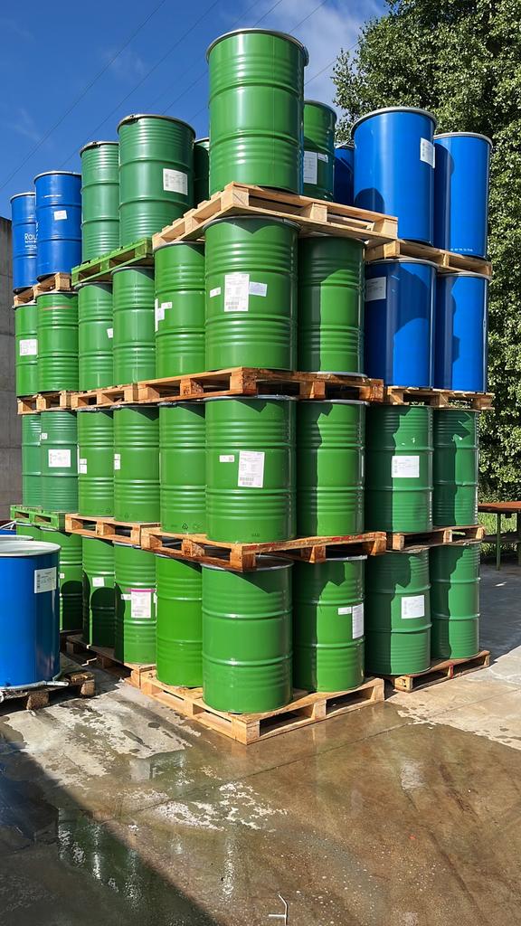 Metalen tonnen, Ophalen, Zo goed als nieuw