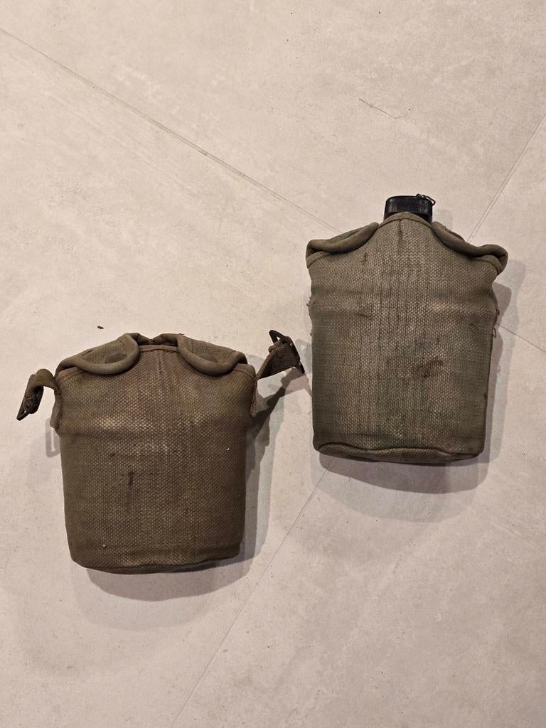 Bouteille à boire, Collections, Objets militaires | Général, Enlèvement