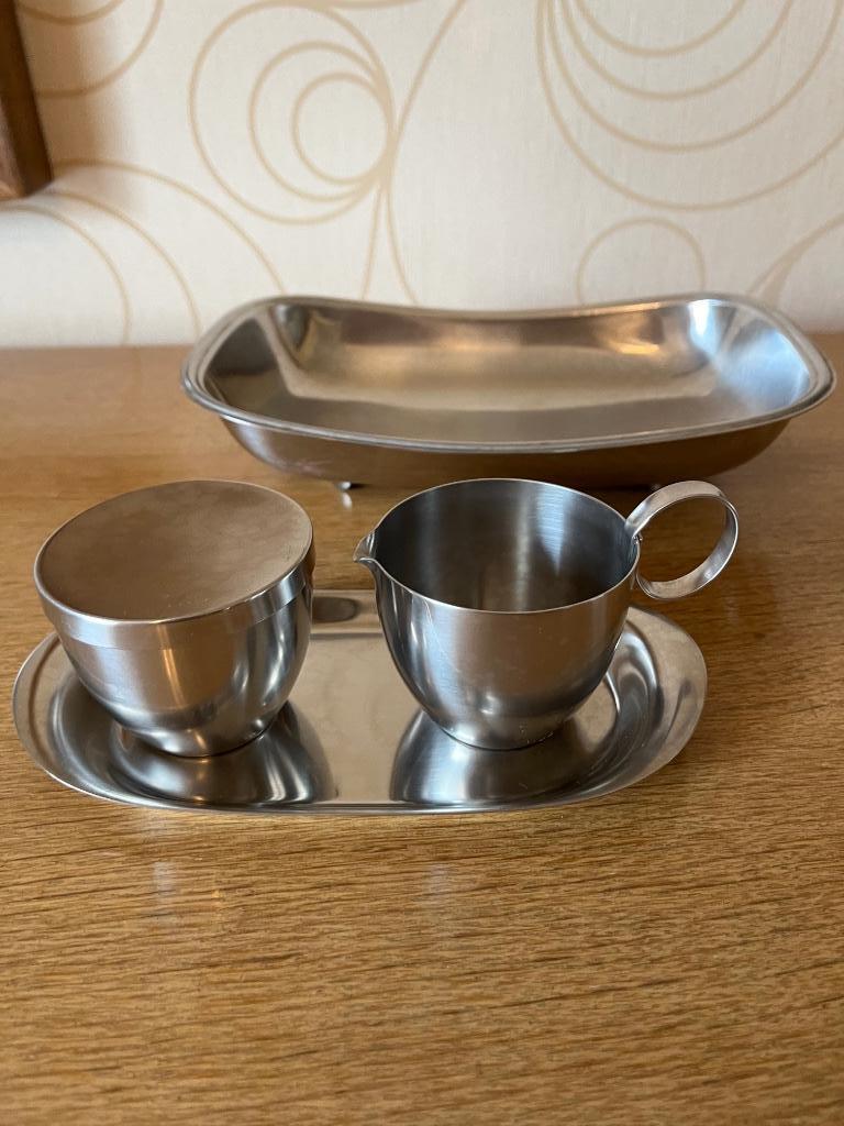 Serveer set melk en suiker plus koekjesschaal in inox, Ophalen of Verzenden
