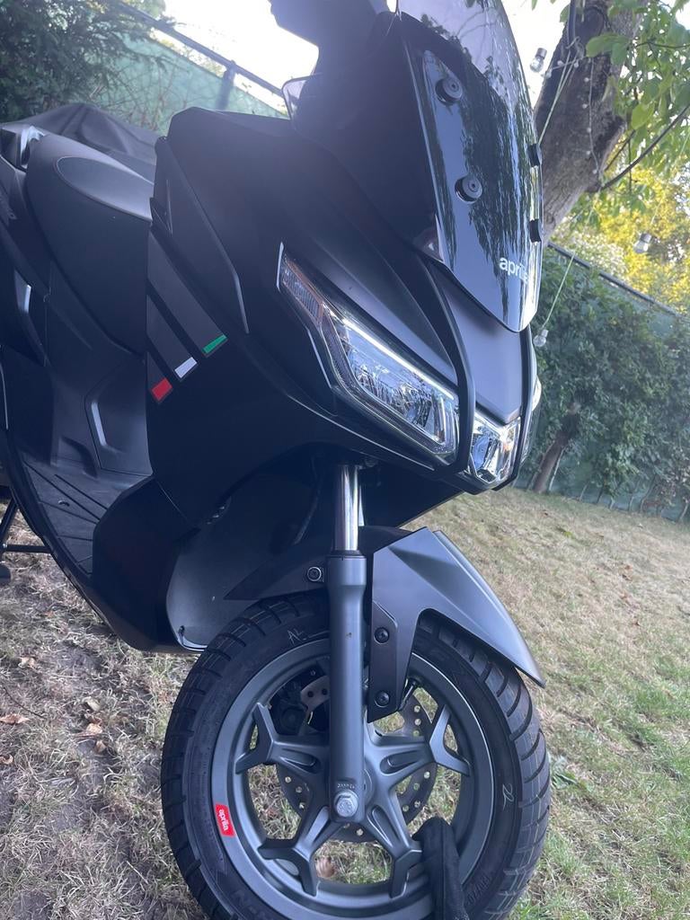 Aprillia SXR 50, Vélos & Vélomoteurs, Scooters | Aprilia, Utilisé, SR 50, Classe B (45 km/h), Essence, Enlèvement