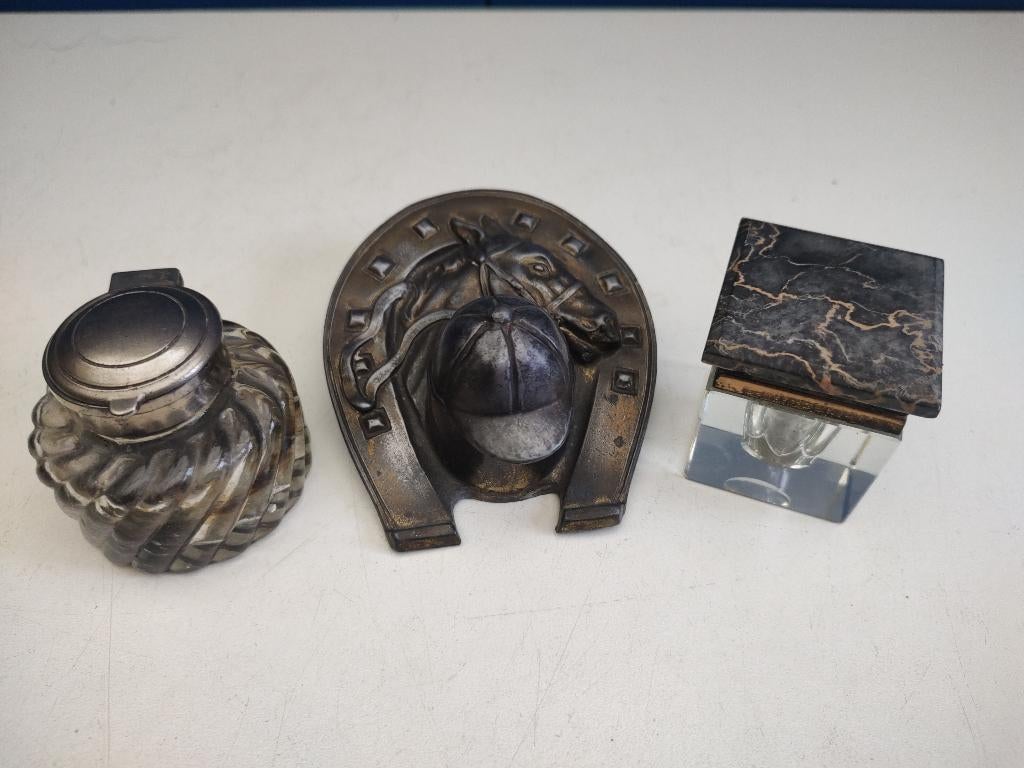 3 inktpotten, Verzenden