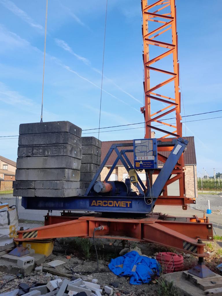 Grue de chantier Arcomet, Articles professionnels, Machines & Construction | Grues & Excavatrices, Enlèvement, Grue