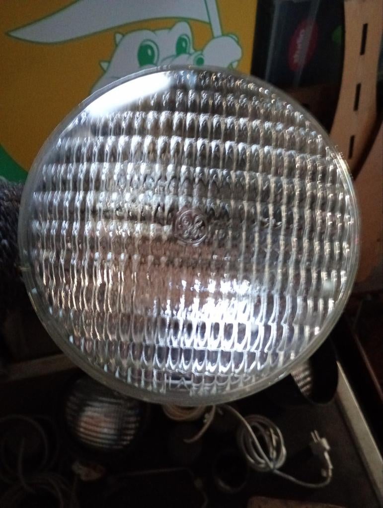 Lampen 300w, Ophalen