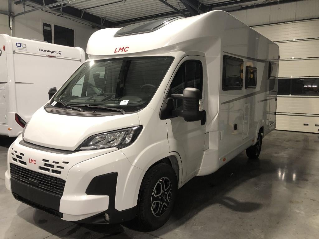 🚐✨ LMC Tracer 690 EL – Automaat - 6m99 - Nieuw🔥, Caravans en Kamperen, Mobilhomes, Automaat, Ringverwarming, Fiat, Bedrijf