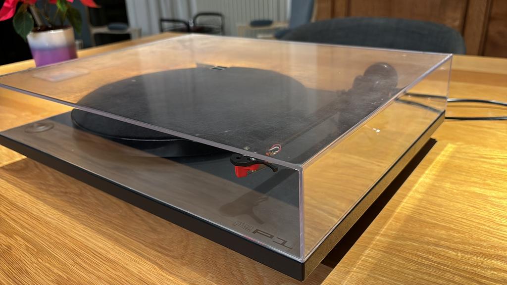 Platenspeler Rega RP1 met Upgrade-Pack, Enlèvement, Comme neuf, Tourne-disque