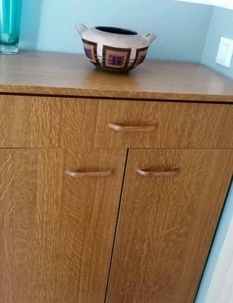 ⭐️✨️️️ rétro urgent meuble vintage à chaussures 1 tiroir, Maison & Meubles, Chambre à coucher | Lits boxsprings, Utilisé, 80 cm