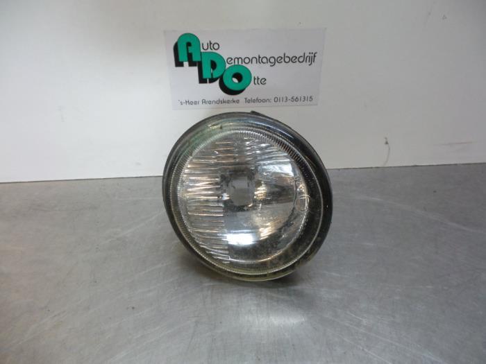 Feu antibrouillard avant droit d'un Renault Twingo (Twingo 9, Autos : Pièces & Accessoires, Renault, -, 3 mois de garantie, Utilisé