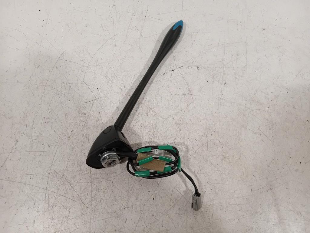 Antenne Nissan Leaf, Autos : Divers, Autoradios, Enlèvement ou Envoi, Van der Ven Autorecycling B.V., Onderdelen@venauto.nl, Ettenseweg 76, 4706 PB Roosendaal, The Netherlands