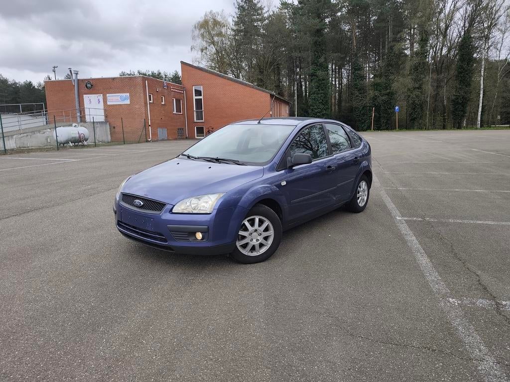 Ford Focus  – 173.000 km – Rijdt goed euro 4, Auto's, 4 deurs, Stof, 4 cilinders, Bruin