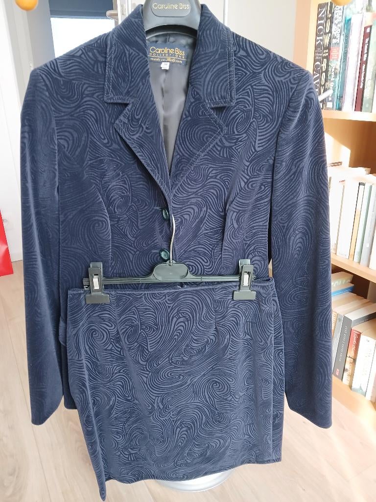 Mantelpakje Caroline Biss maat 38, Maat 38/40 (M), Kostuum of Pak, Blauw, Ophalen of Verzenden