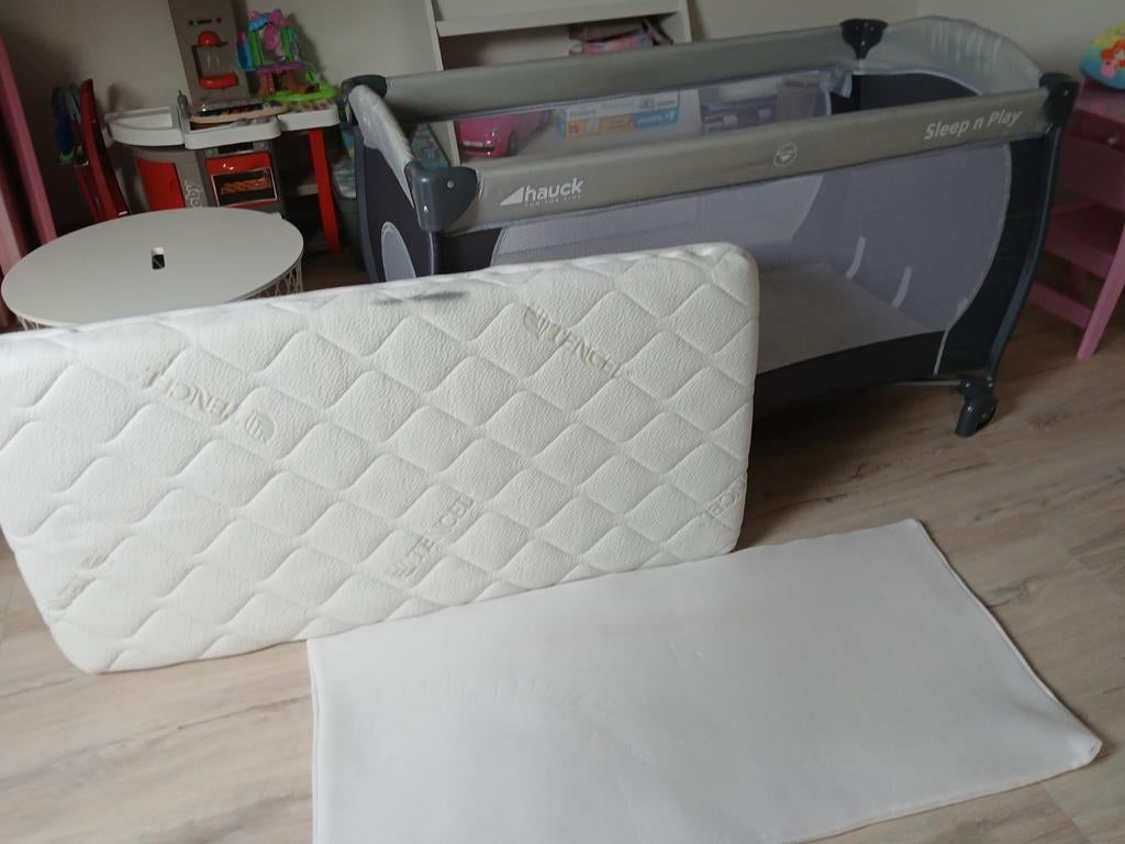 Reisbedjes op te halen in schepdaal, Ophalen, Matras