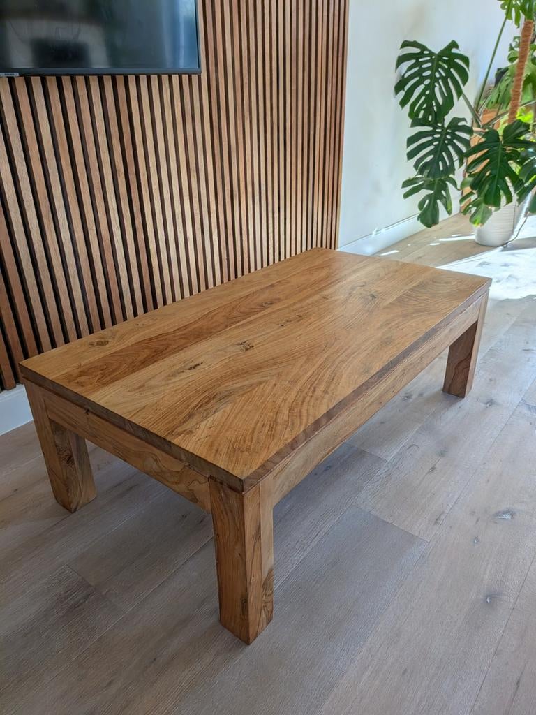 Solid Sheeran salontafel