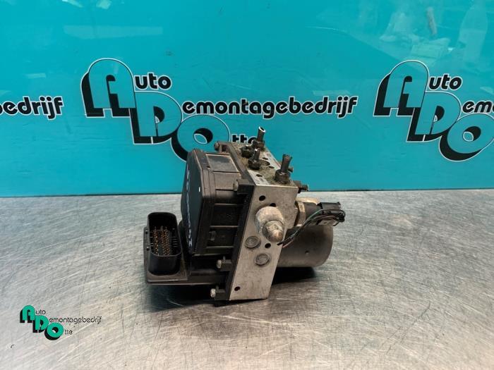 ABS Pomp van een Mazda RX-8 (RX-8 03-), Gebruikt, -, -, Ophalen of Verzenden