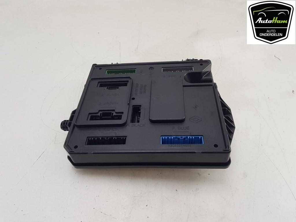 ORDINATEUR UNITE COMMANDE ELECTRONIQUE Renault Zoé (AG), Utilisé, Renault