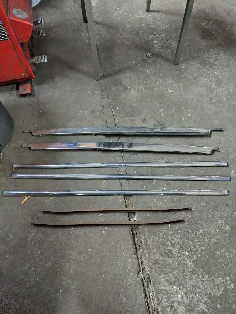 chrome lijsten volvo amazon 4 deurs, Autos : Pièces & Accessoires, Carrosserie & Tôlerie, Enlèvement, Volvo