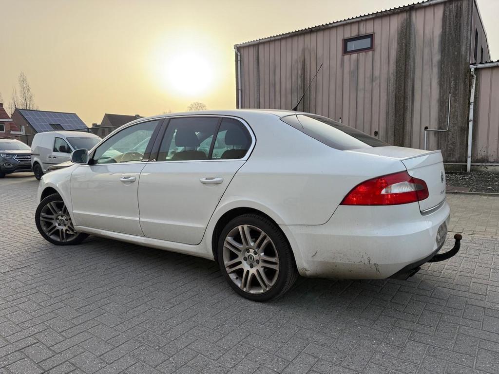 Skoda Superb 1.9 TDI 1.9 TDI Xenon ONLY EXPORT, Autos, Achat, 105 ch, Entreprise, Boîte manuelle