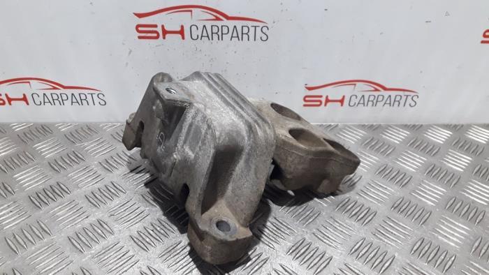 Support boîte de vitesse d'un Mercedes A-Klasse, 3 mois de garantie, Utilisé, -, -