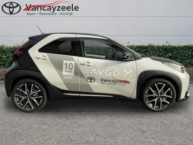 Toyota Aygo X GR Sport+cam+gps+sens V+A, Autos, Toyota, Achat, Euro 6, 116 ch, Noir