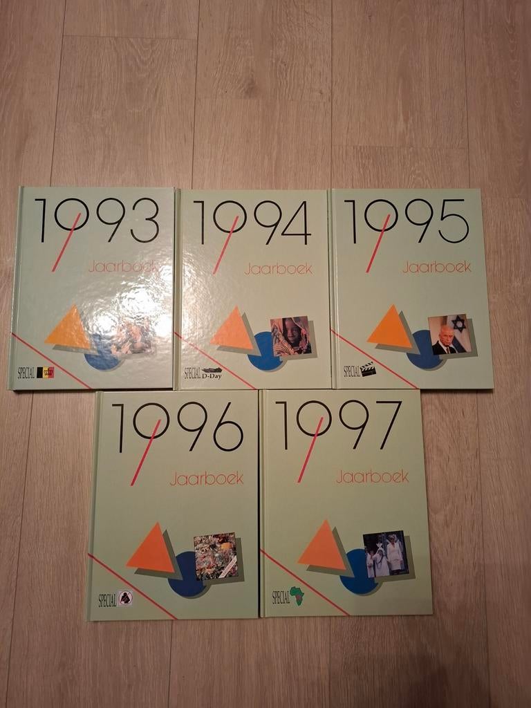 Jaarboeken van 1993 tem 1997 artis historia, Ophalen