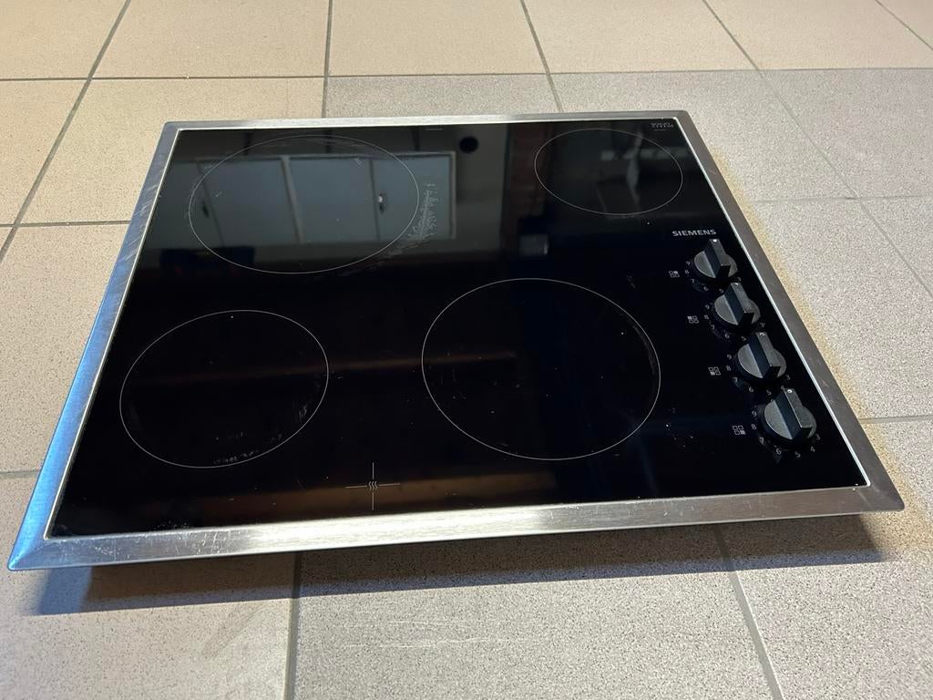 Keramische kookplaat van Siemens, Elektronische apparatuur, Kookplaten, Ophalen, 4 kookzones, Zo goed als nieuw, Inbouw