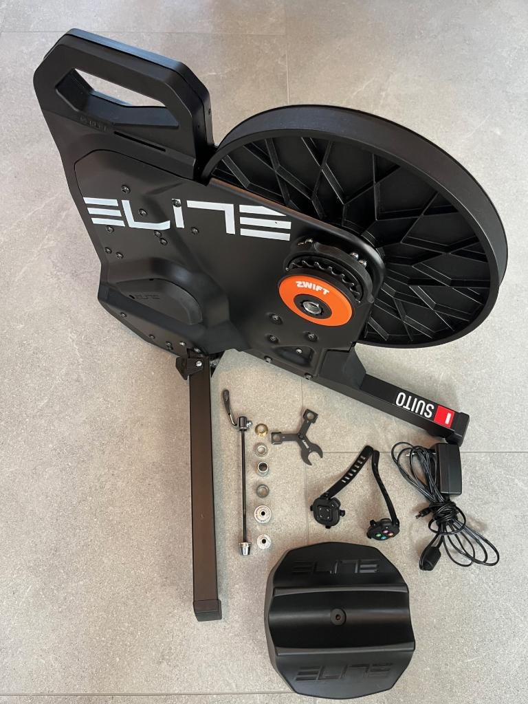 Elite Suito fietstrainer / hometrainer + Zwift Cog & Click, Sport en Fitness, Wielrennen, Ophalen, Gebruikt, Overige typen