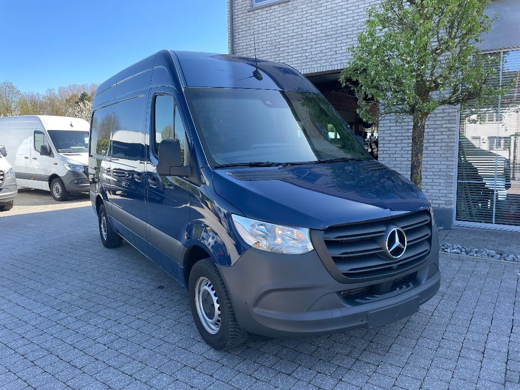 MERCEDES SPRINTER 315CDI L2+H2 3500KG TREKKEN, Stof, 4 cilinders, Blauw, Mercedes-Benz