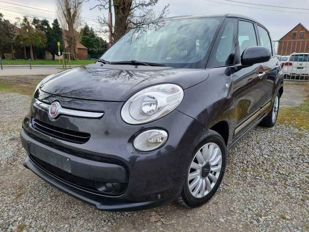 Fiat 500L 2014 1.3JTD 85CV Airco Cruise control Grand écran, Auto's, Fiat, Voorwielaandrijving, Euro 5, 4 cilinders, 110 g/km