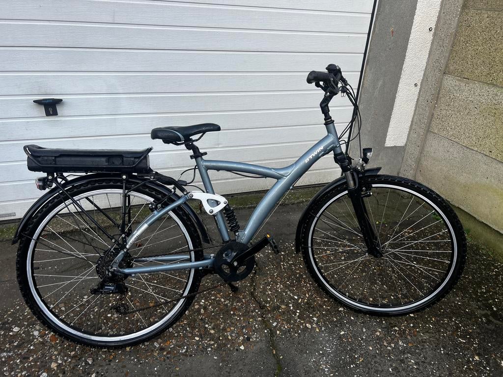 Elektrische fiets 28 inch voor volwassenen, Ophalen, Zo goed als nieuw