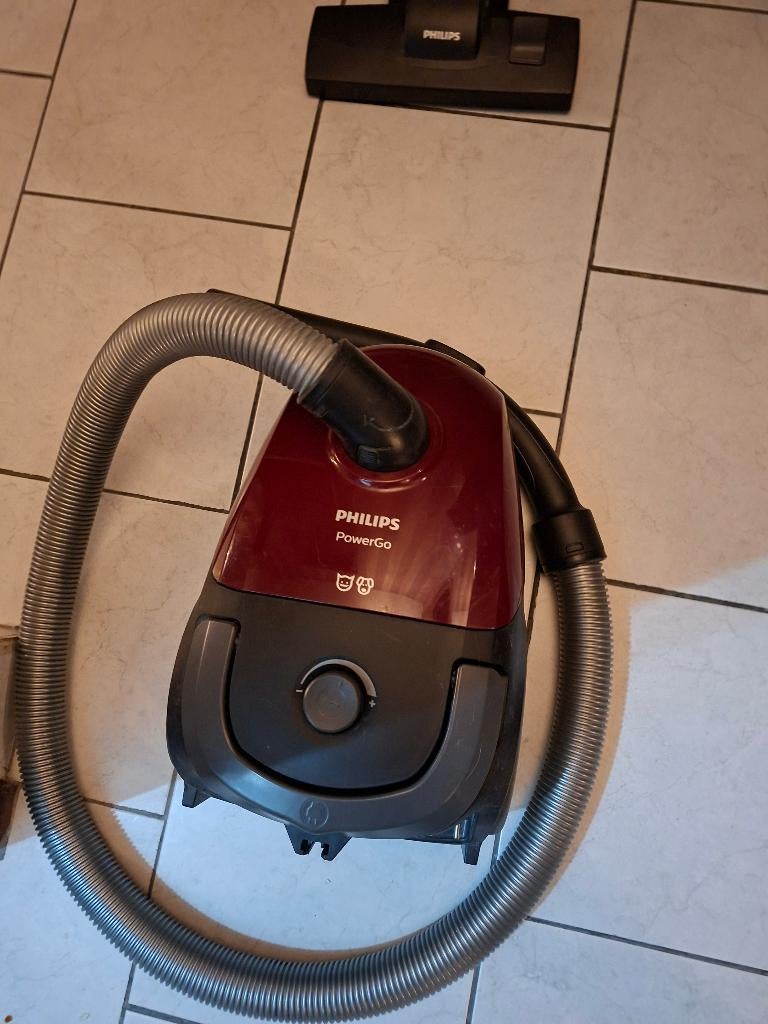 Stofzuiger, 1600 à 2000 watts, Aspirateur, Réservoir, Comme neuf