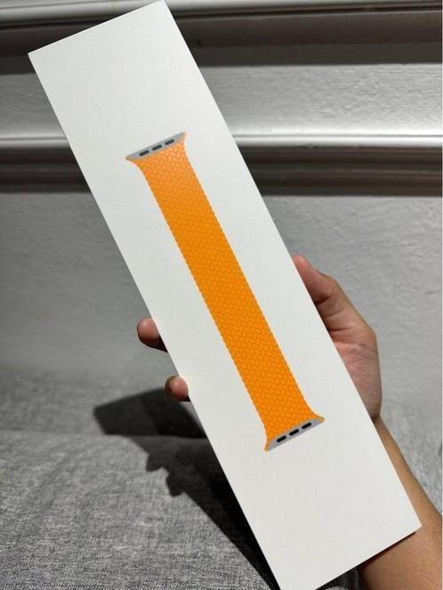 Boucle solo tressée pour Apple Watch, Enlèvement ou Envoi, APPLE