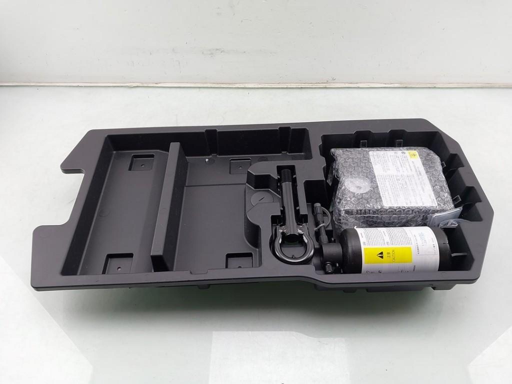 DIVERSEN Banden reparatieset Toyota Aygo X (|42680F4013|), Gebruikt, Toyota