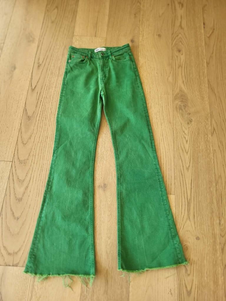 Jeans Zara, taille 34, Kleding | Dames, Spijkerbroeken en Jeans, Ophalen of Verzenden, Zo goed als nieuw, W27 (confectie 34) of kleiner