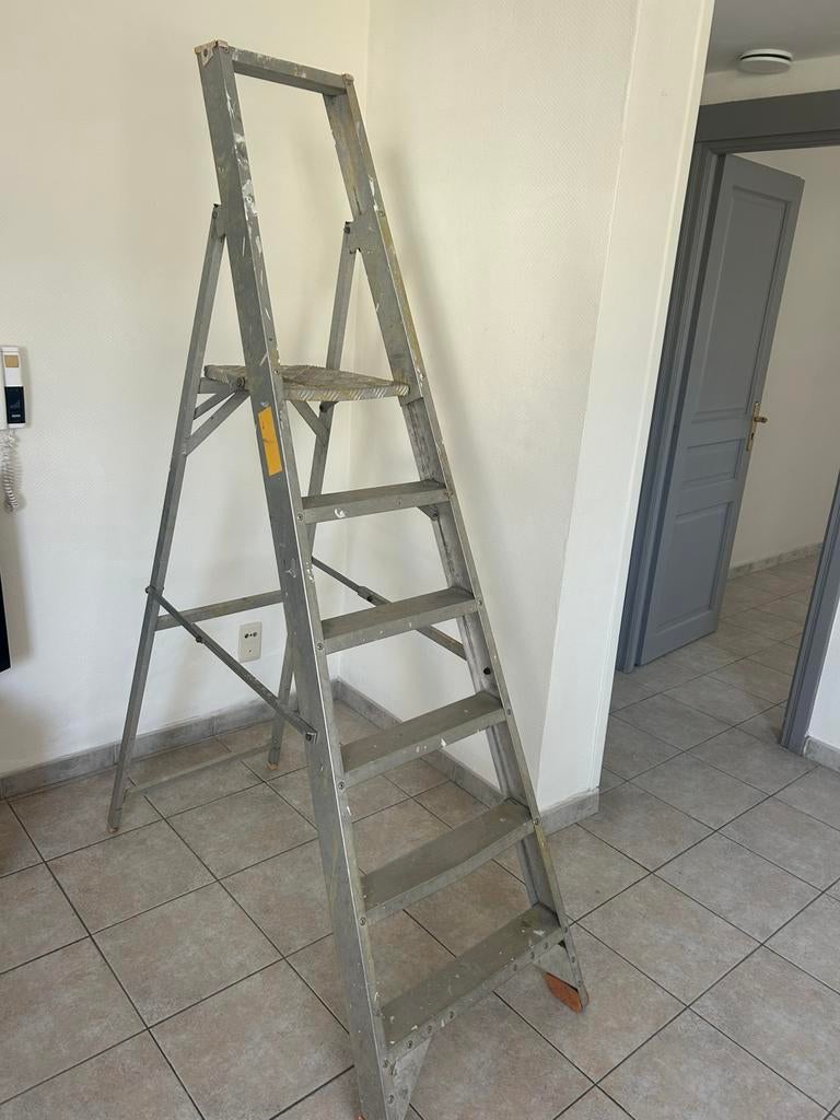 escabelle 6 marches MECABEL, Bricolage & Construction, Pliable ou rétractable/escamotable, Moins de 2 mètres, Échelle, Enlèvement