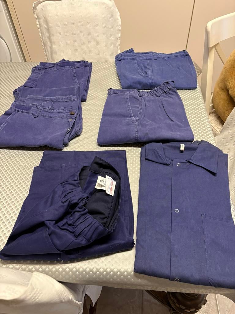 5 Pantalons travail taille 44 plus 1 veste taille 48 bleu, Bricolage & Construction, Vêtements de sécurité, Enlèvement ou Envoi