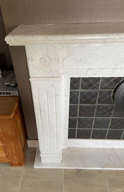 Marmeren schouw in witte Carrara., Huis en Inrichting, Ophalen, Gebruikt