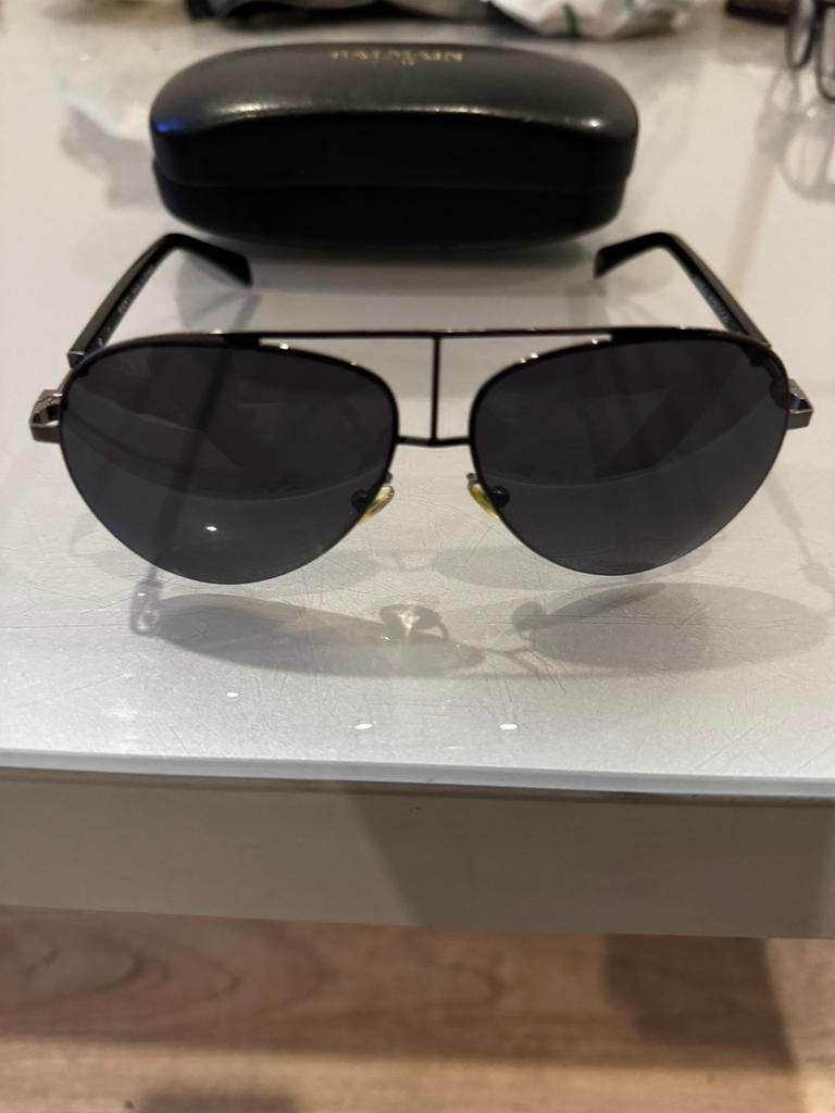 Lunettes de soleil Balmain authentiques, Enlèvement, Comme neuf, Lunettes