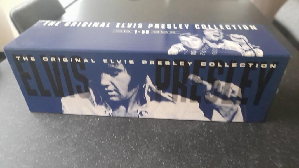 Elvis Presley 50 cd's box., Ophalen, Zo goed als nieuw