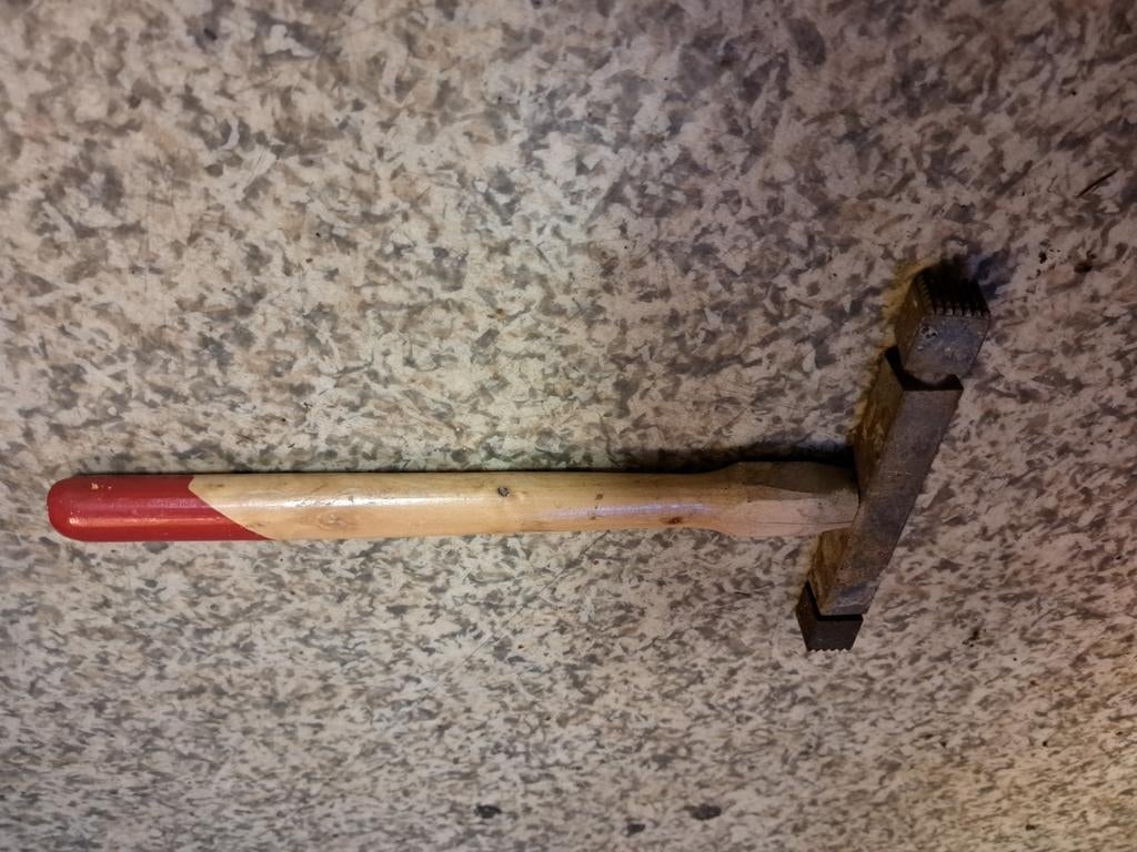 Marteau de bourrelier (1)-sellier, Enlèvement, Utilisé