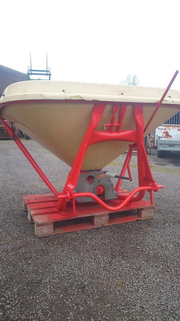 vicon meststofstrooier, Articles professionnels, Agriculture | Outils, Enlèvement