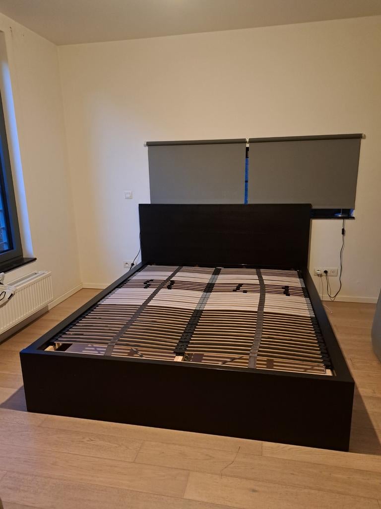Ikea malm noir 160cm avec sommier, Enlèvement, Noir