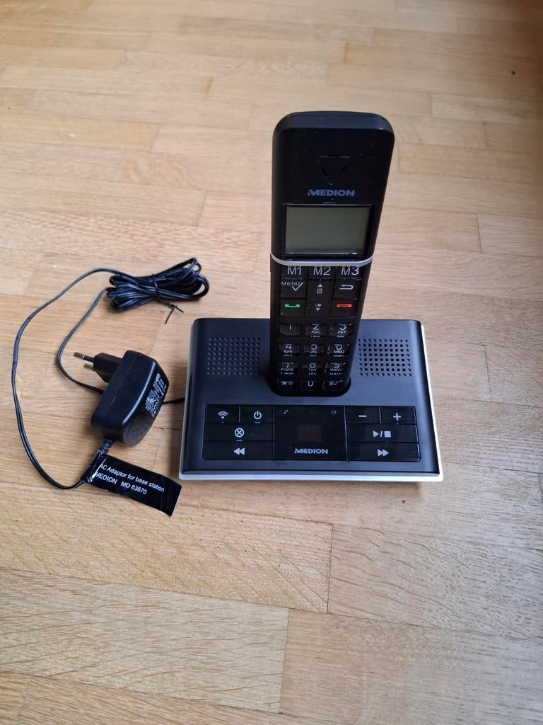 Téléphone répondeur MEDION Design DECT type MD83670, Enlèvement ou Envoi, Utilisé, 1 combiné, À Faible Émission d'Ondes