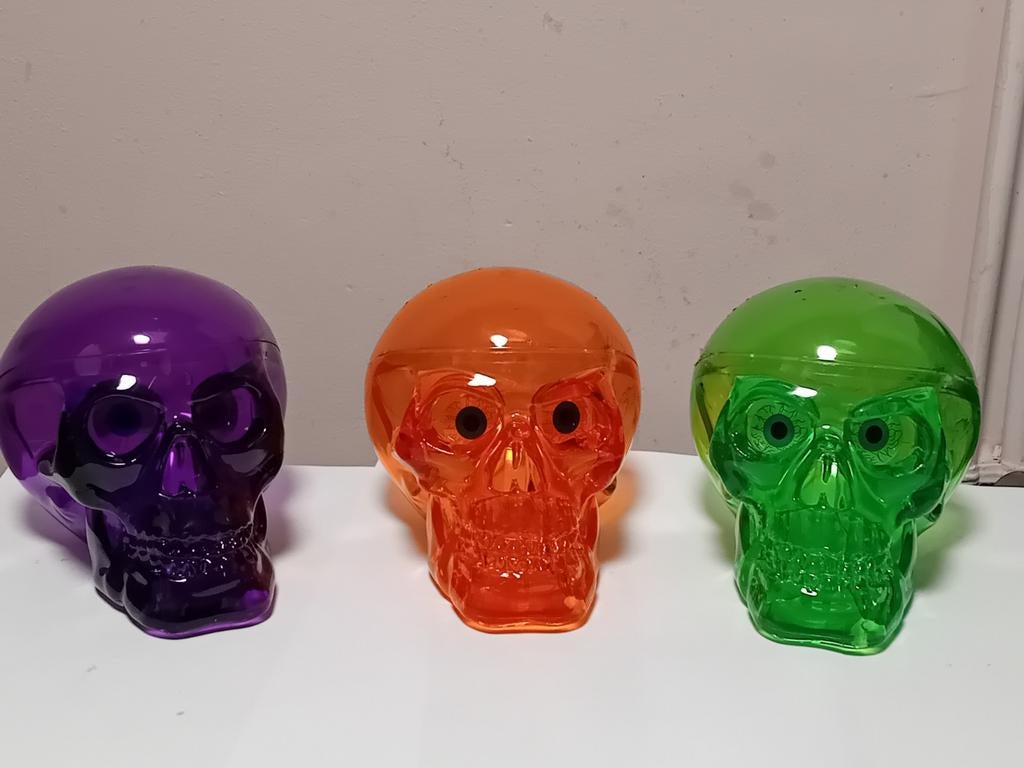 3 Tête de mort bonbonnière, Enlèvement ou Envoi