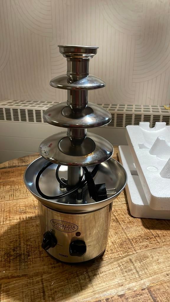 Fontaine au chocolat Domo DO916CH, Enlèvement, Comme neuf