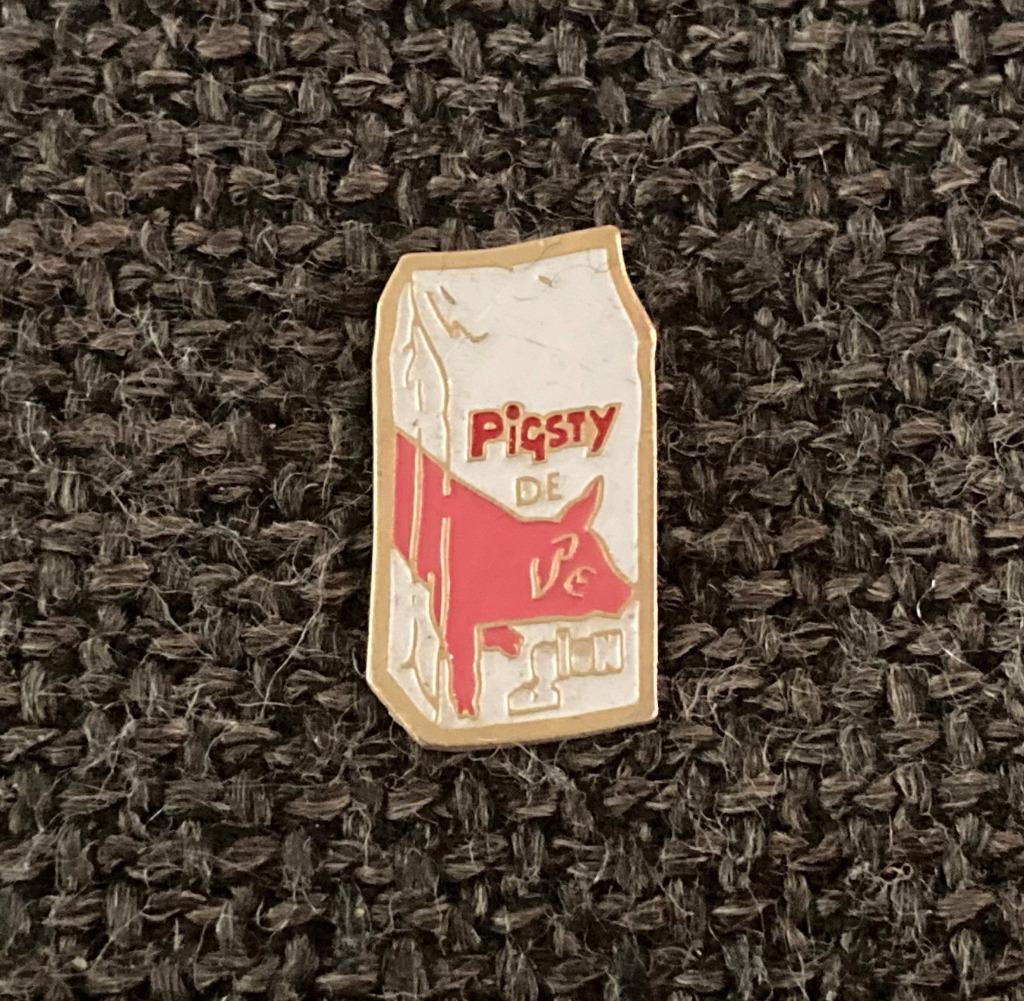 PIN - PIGSTY - PIG - VARKEN - COCHON, Collections, Envoi, Utilisé, Animal et Nature, Insigne ou Pin's