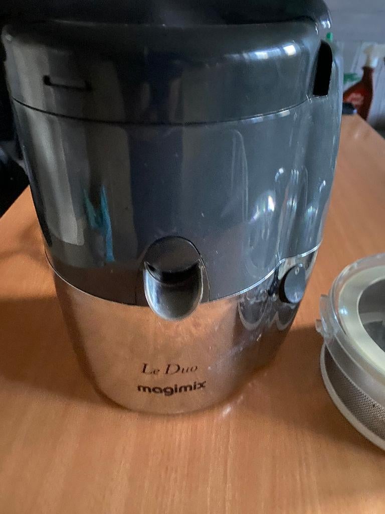 fruitpers - le duo magimix, Ophalen of Verzenden, Gebruikt, Elektrisch, Sapcentrifuge