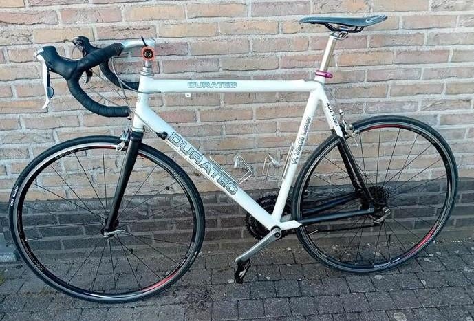 Koersfiets alu Duratec 28inch 3x9 speed framemaat 59 Xl 🚴‍♂, Fietsen en Brommers, Fietsen | Heren | Herenfietsen, Gebruikt, Versnellingen