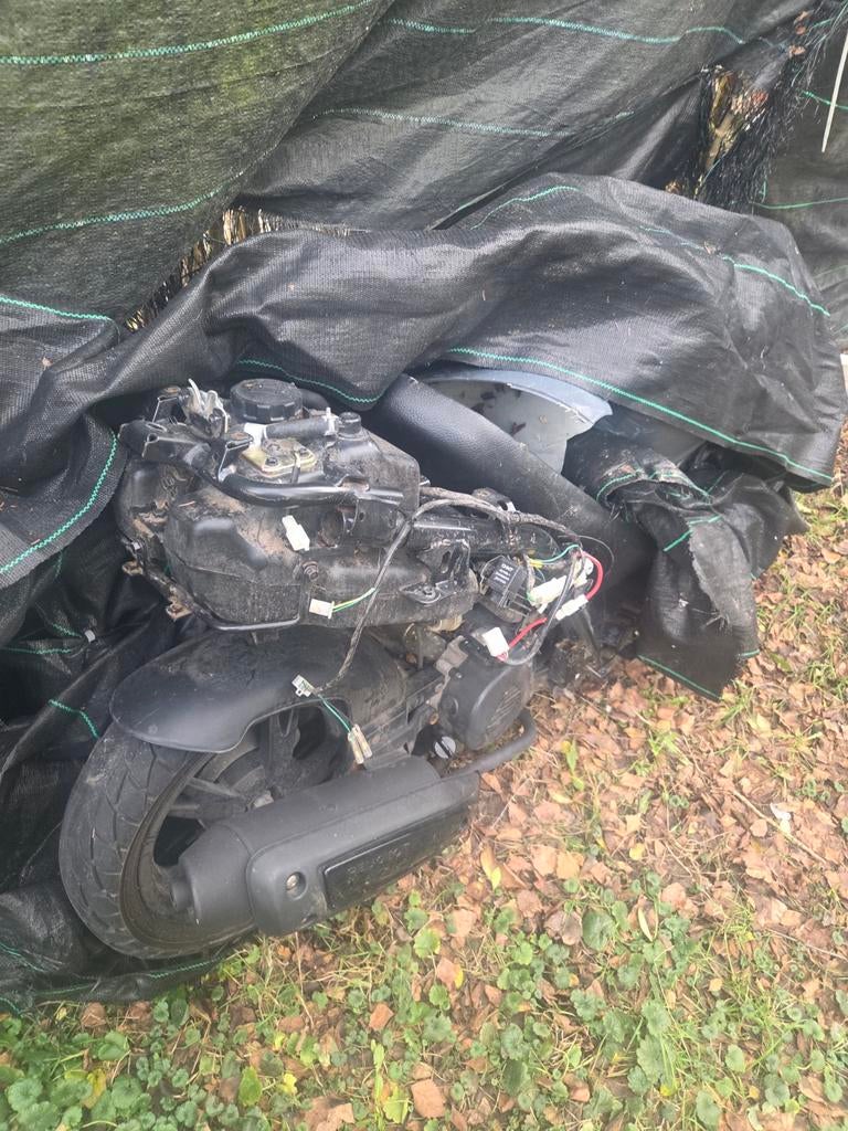 Peugeot Kisbee, Enlèvement, Bloc, Peugeot