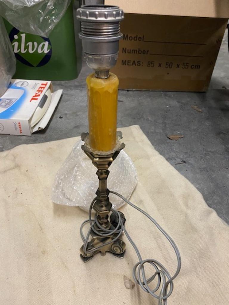 Staanlamp in kaarsvorm, Enlèvement