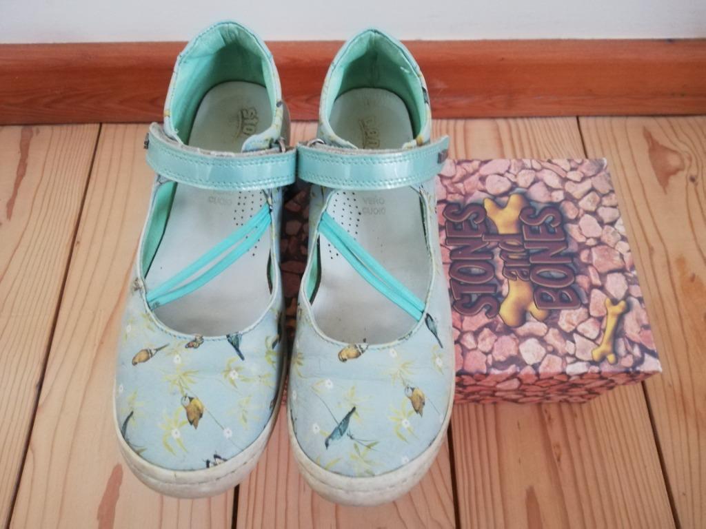 Stones and Bones Ballerines Velcro 35 oiseaux, Enfants & Bébés, Enlèvement ou Envoi, Utilisé, Stones and bones, Chaussures